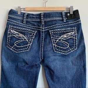 Silver SUKI Mid Rise Straight Jeans Faux Flap Pocket Sz 31x32 Thick Stitching